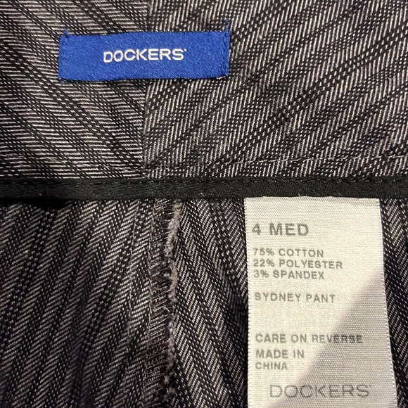 Dockers dress pants - Picture 5 of 5